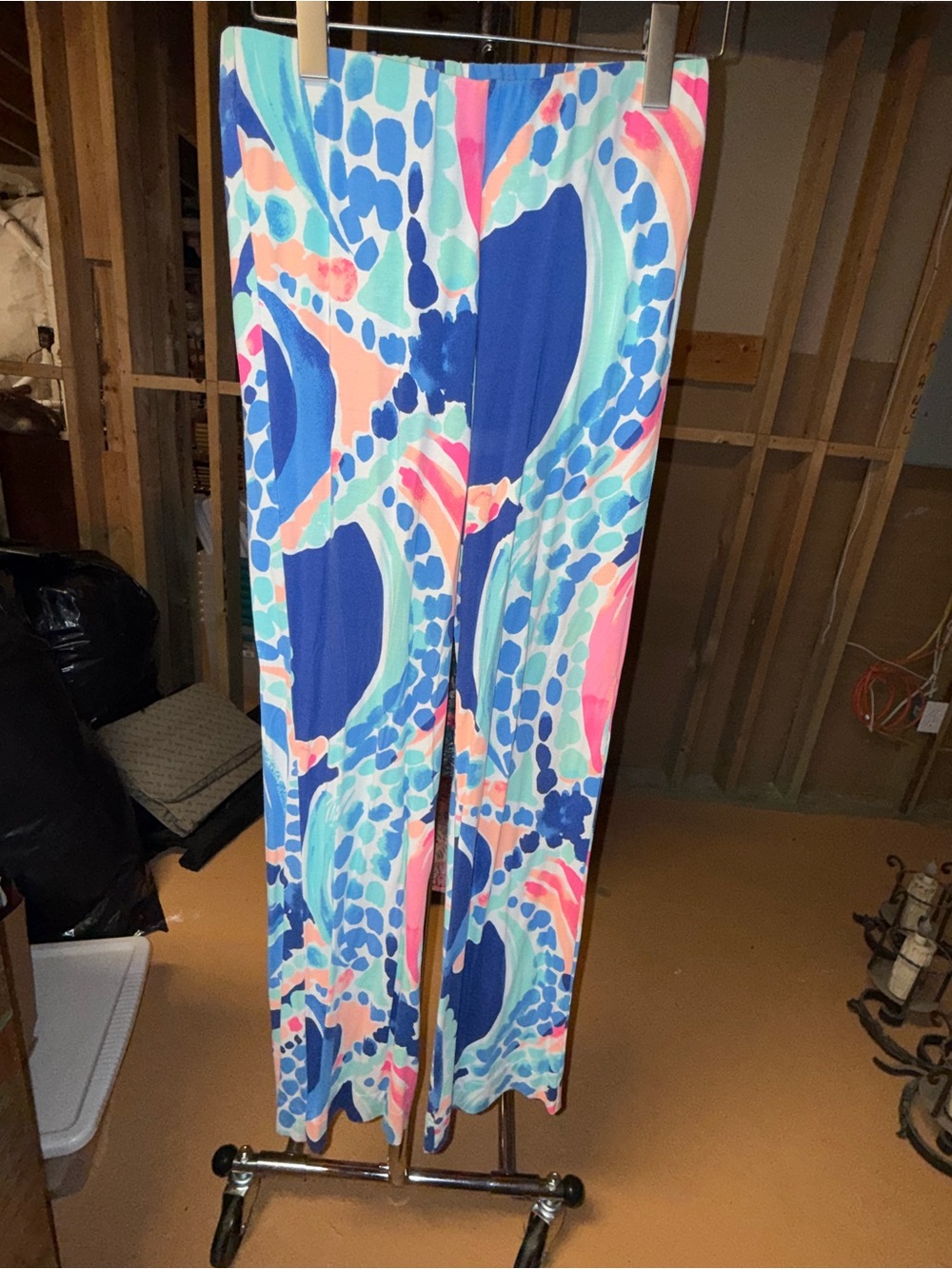Lilly Pulitzer Multicolor Abstract Print Pants in Navy, Aqua, Coral, Pink